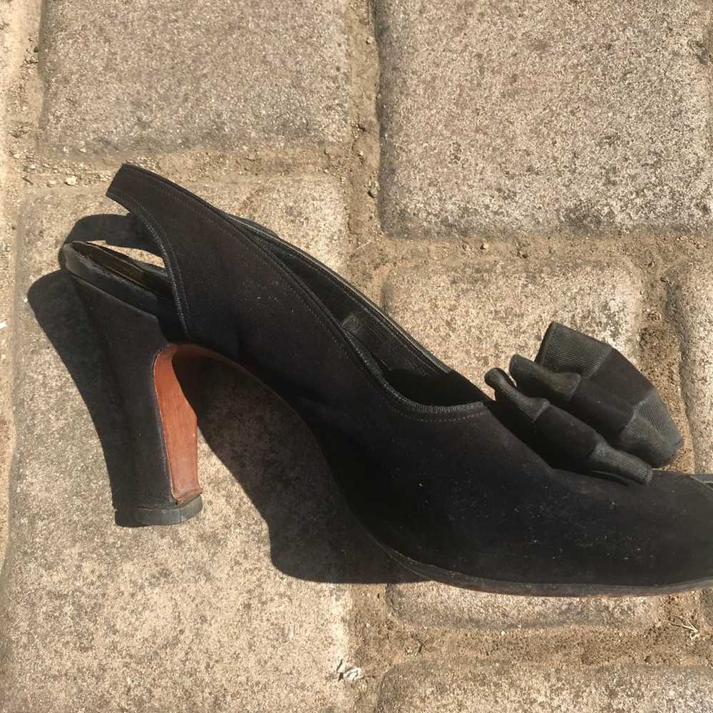 1940s Livingston Bros heels - image 2
