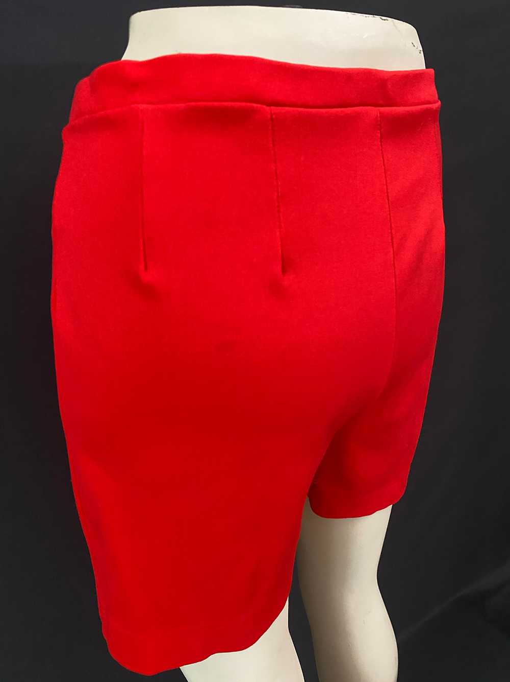 60s/70s Red Mod Pull On Shorts - image 7