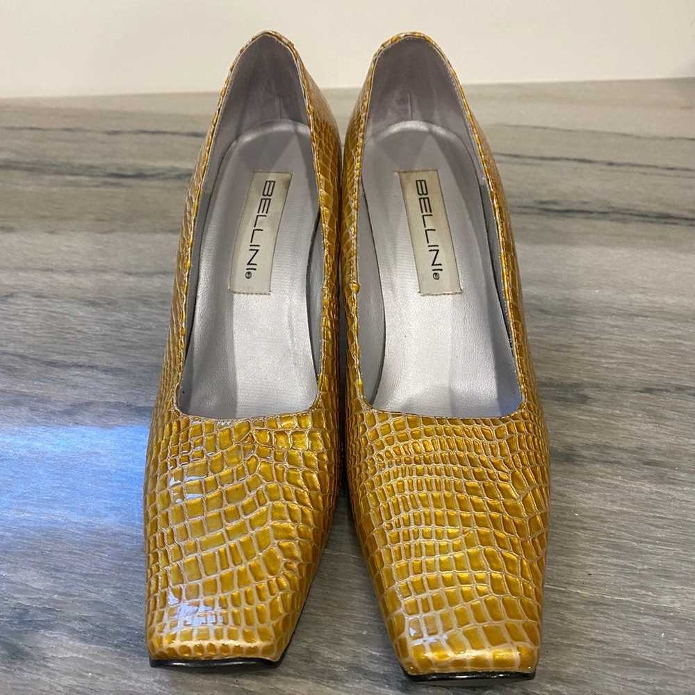 Bellini Croc Pattern Gold Pumps Shoes 9M - image 3