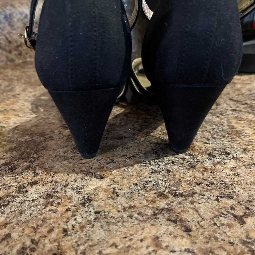 Crown vintage heels size 8 - image 3