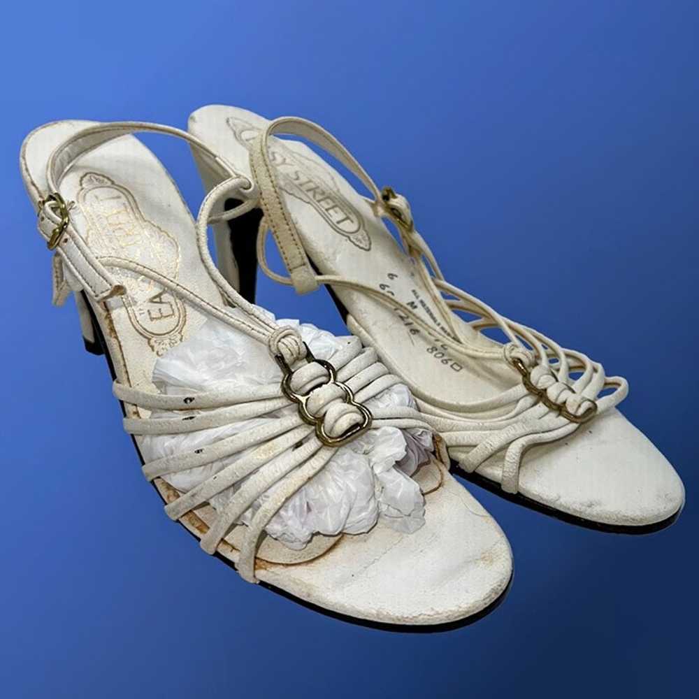 Vintage 1970s White Leather Easy Street Strappy S… - image 1