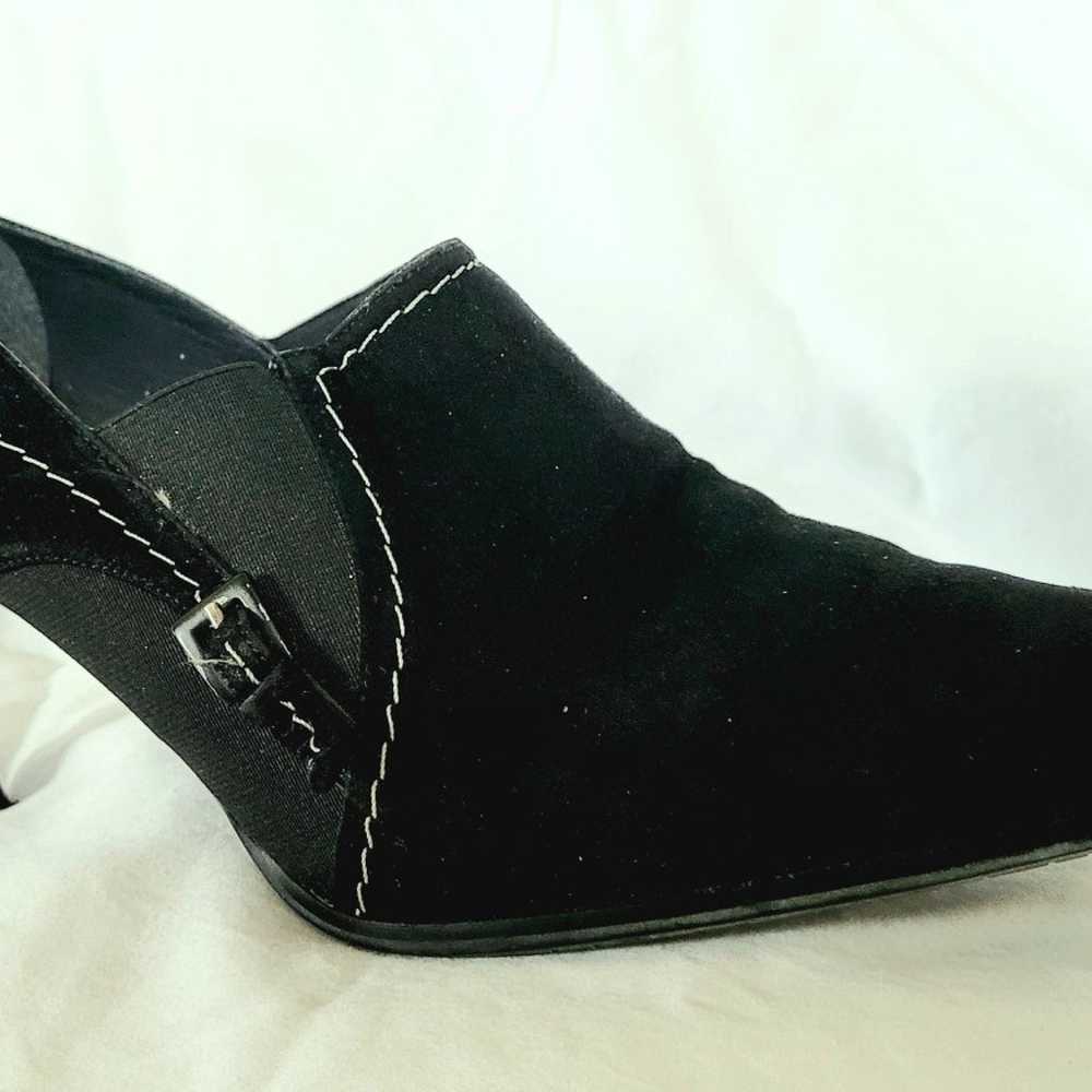 Vintage Stuart Weitzman Suede Black Heels, Size 8… - image 3