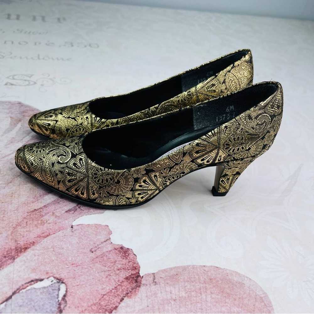 Andiamo Vintage Black Gold Pumps Heels Size 6M - image 4