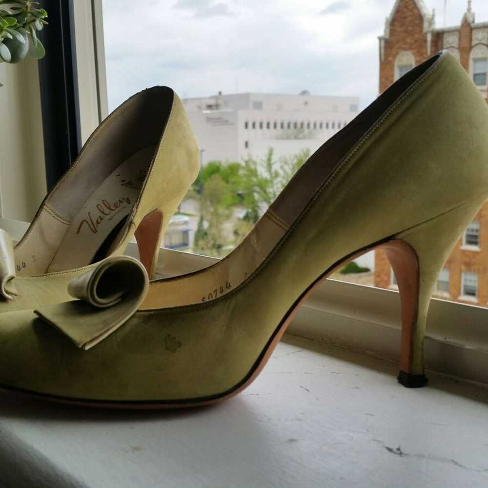 Beautiful 1950s Green High Heel Shoes - Gem