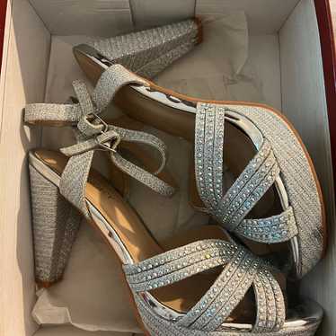 delicacy silver/sparkly heels