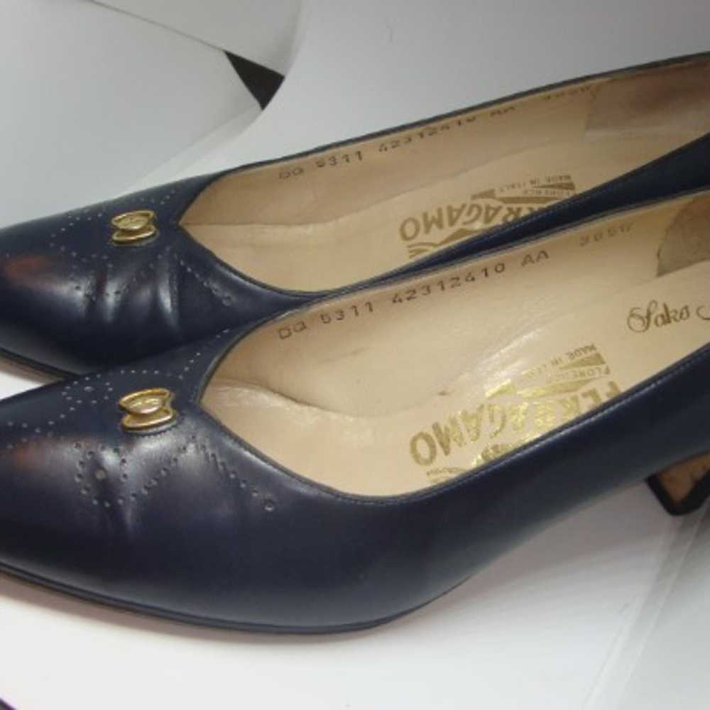 Salvatore Ferragamo VTG Navy Heels, 9.5A - image 3