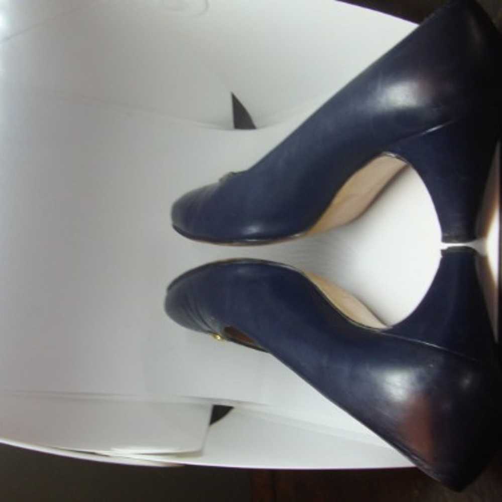 Salvatore Ferragamo VTG Navy Heels, 9.5A - image 6