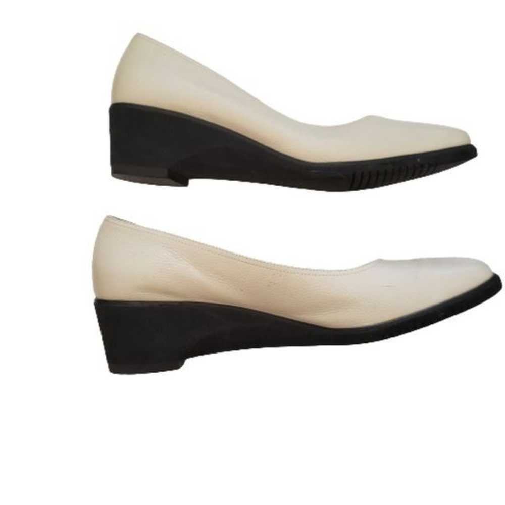 Salvatore Ferragamo Leather Cream Slip-on Shoes S… - image 2