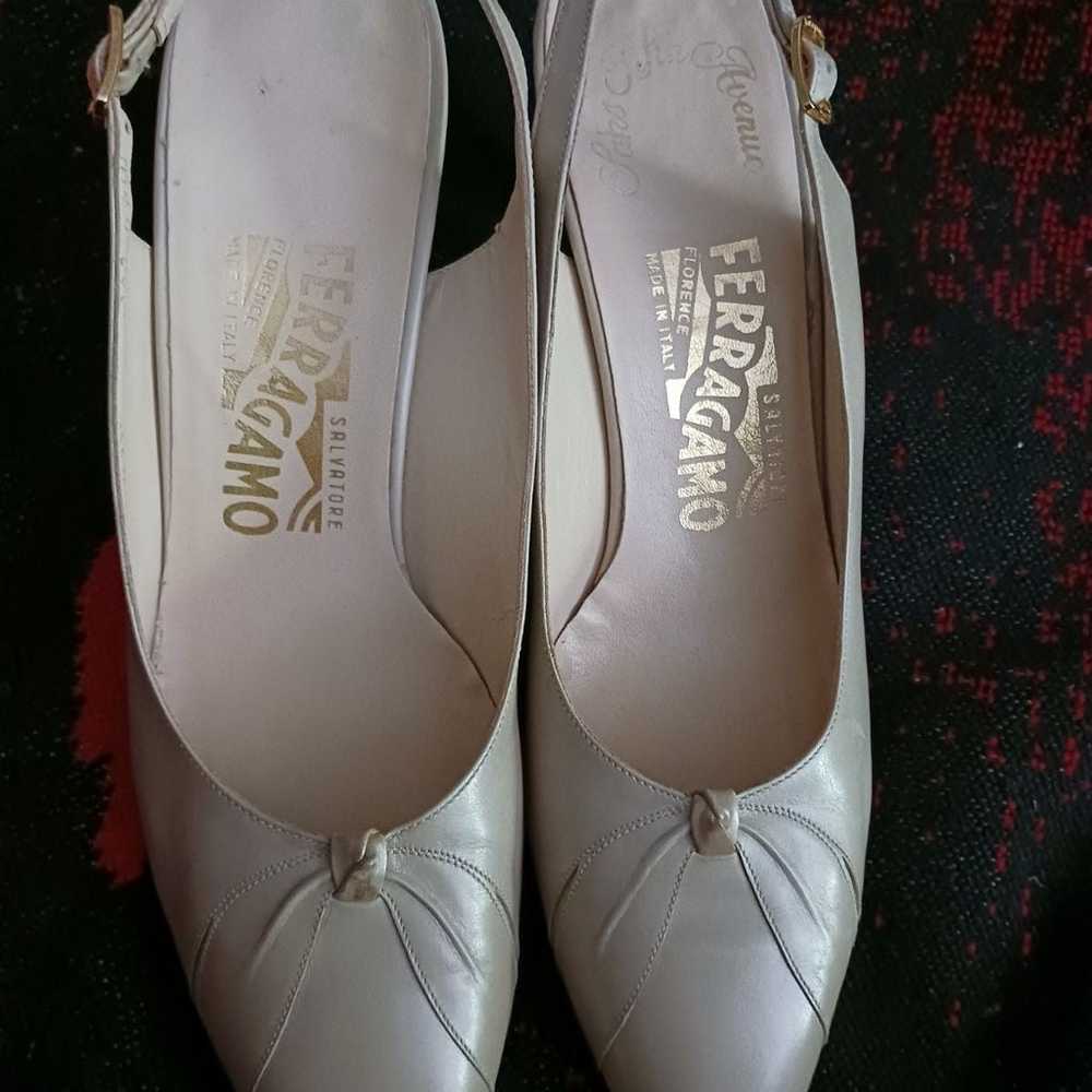 Salvatore Ferragamo Beige leather slingback heels - image 2