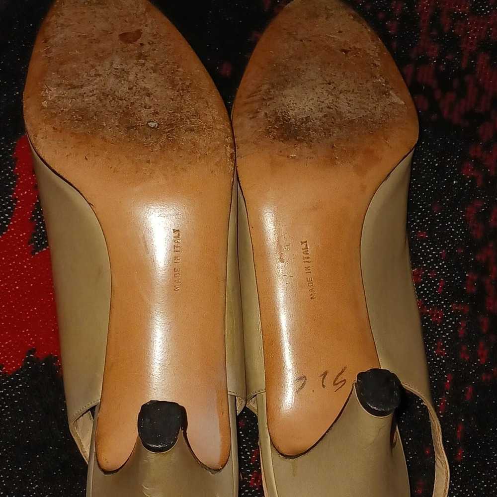 Salvatore Ferragamo Beige leather slingback heels - image 5