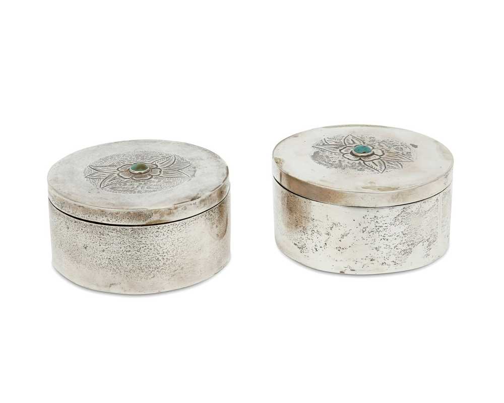 A pair of Sanborns sterling silver lidded boxes - image 2
