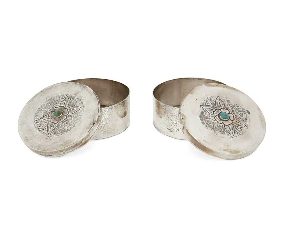 A pair of Sanborns sterling silver lidded boxes - image 3