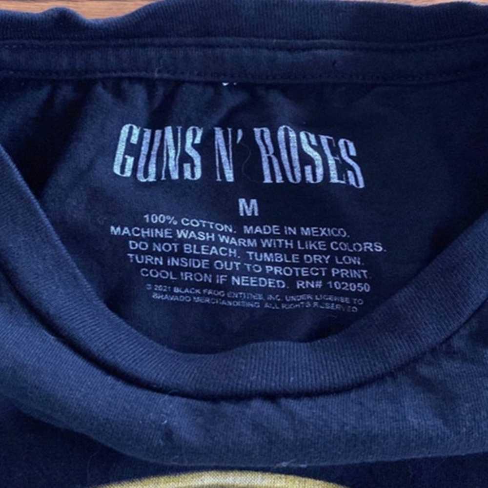 Guns & Roses T-Shirt - image 3