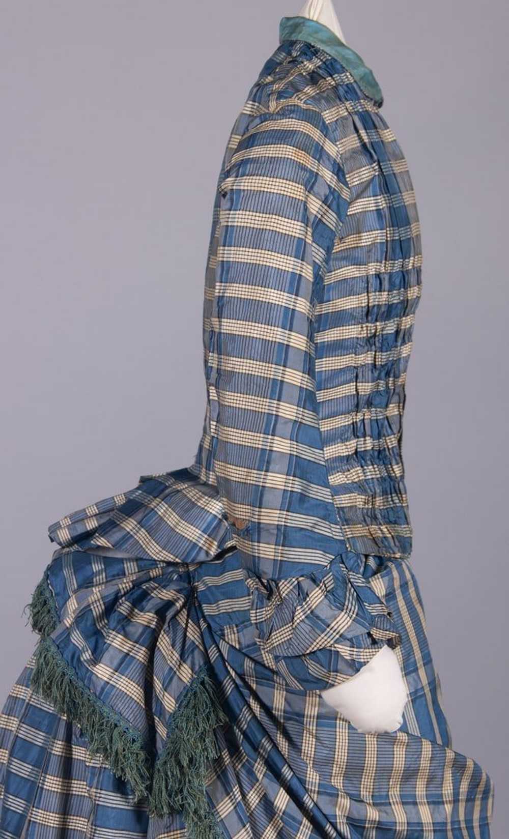 PLAID SILK TAFFETA DAY DRESS, 1880s - image 7