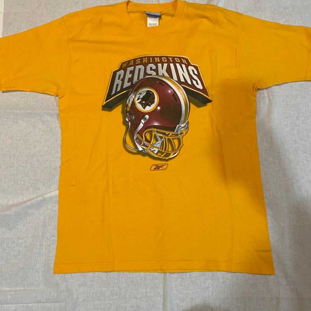 Washington Redskins Shirt Size Medium - image 1