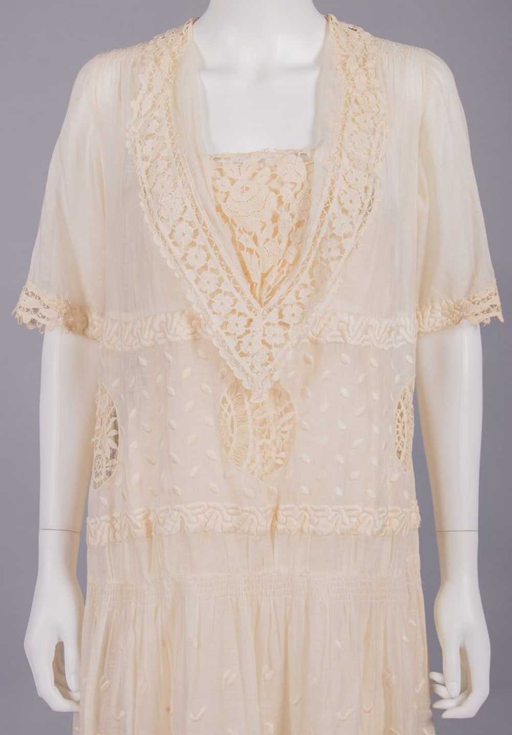 THREE COTTON TEA OR DAY DRESSES, EARLY-MID 1920s - image 5