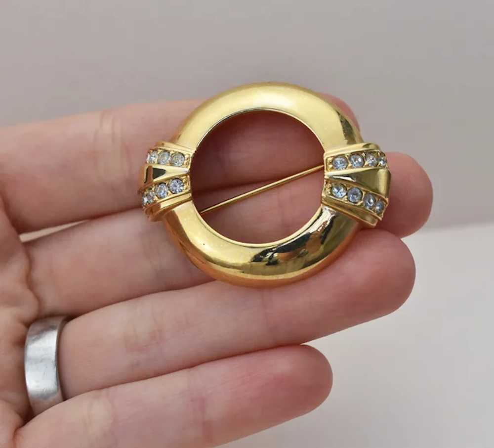 Open circle brooch gold tone, accent round rhines… - image 3
