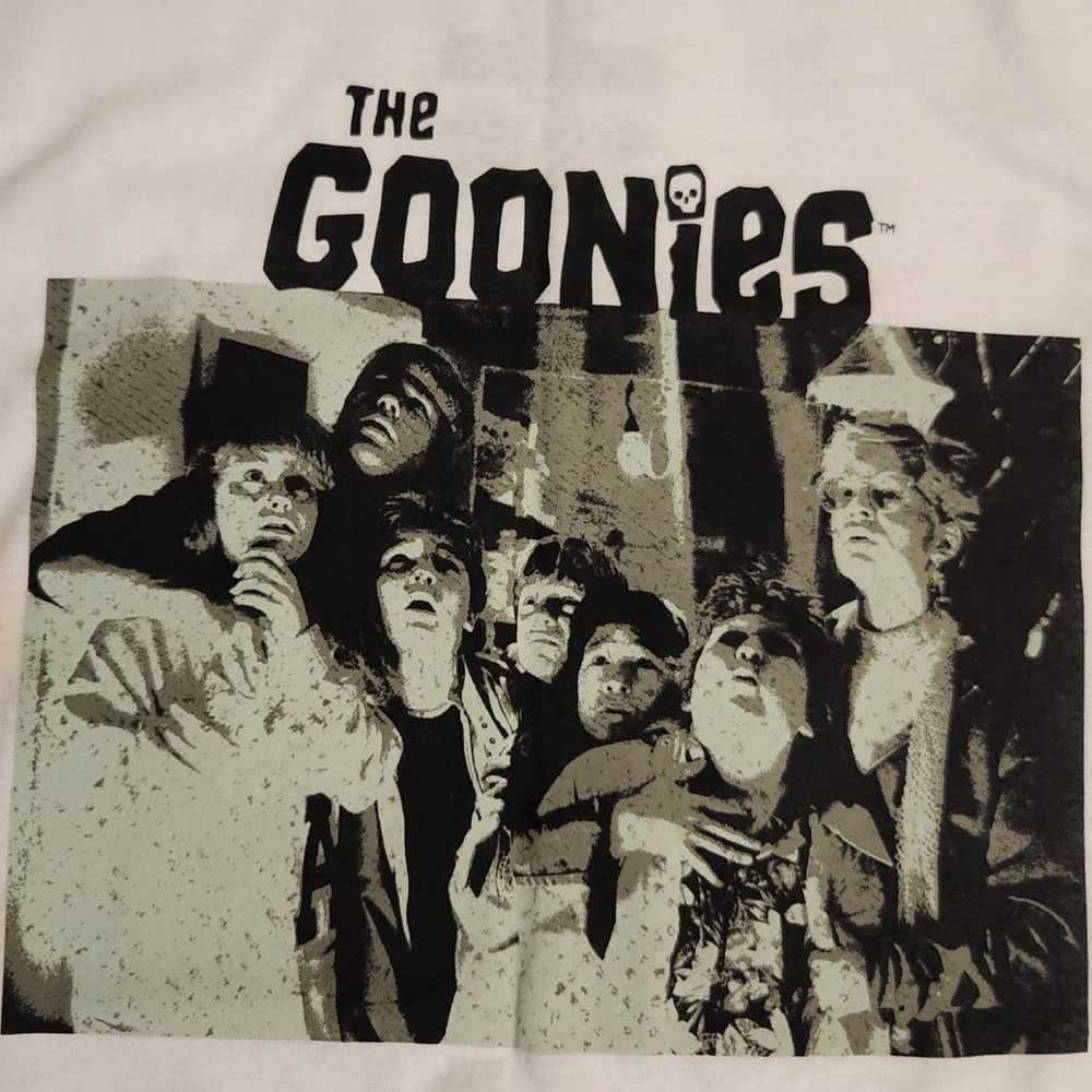 The goonies movie T shirt - image 1