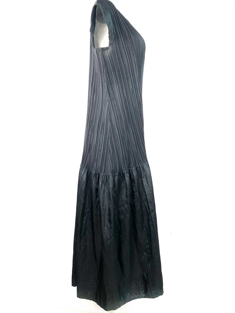 Issey Miyake Fete Black Short Sleeves Maxi Dress,… - image 11