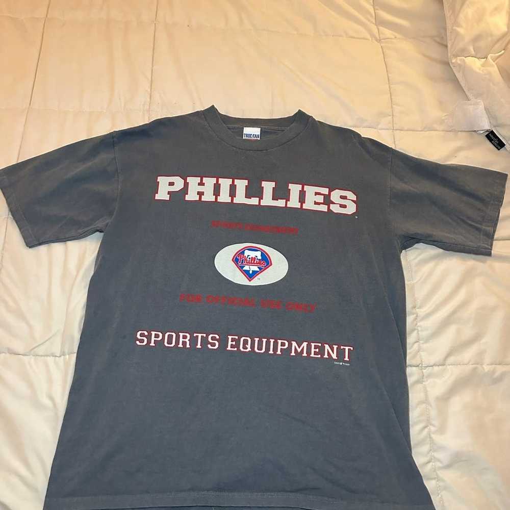 Vintage phillies tshirt - image 1