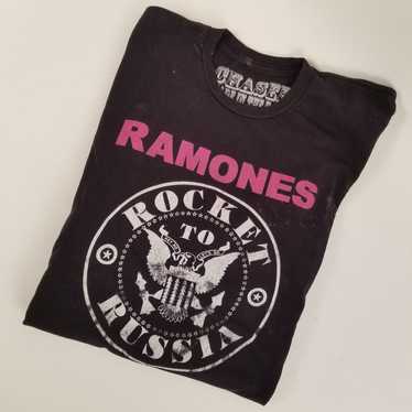 Vintage RAMONES Rocket To Russia - Distressed T-S… - image 1