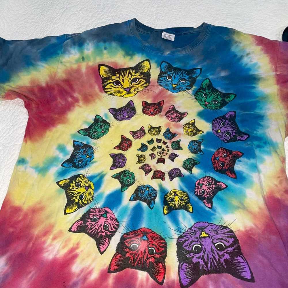 psychedelic tye dye cat shirt - image 1
