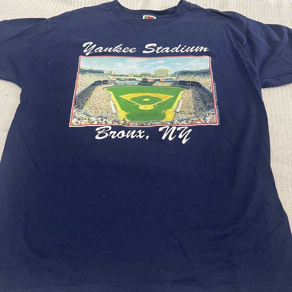 Vintage Old Yankee Stadium 90s shirt - Gem