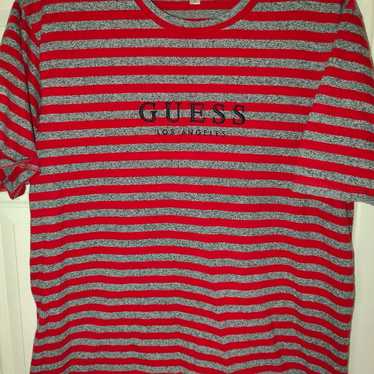 Guess stripe outlet motif t shirt