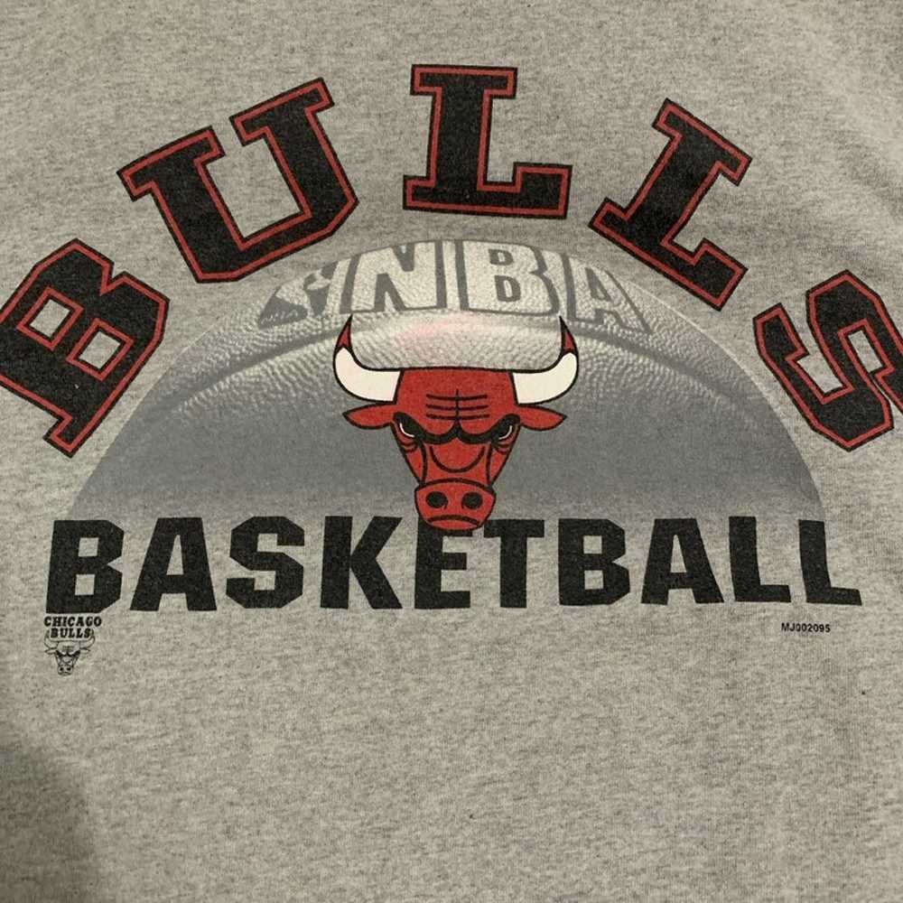 Vintage Chicago Bulls NBA shirt - image 4