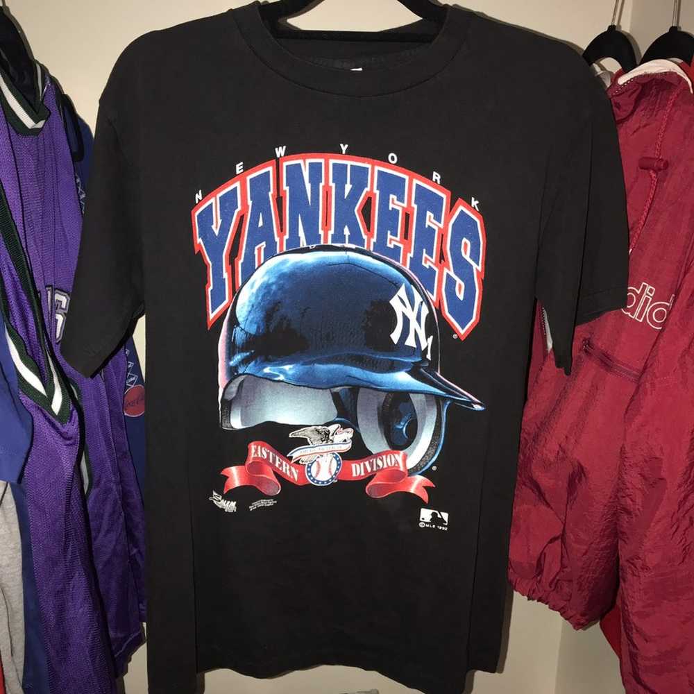 Vintage Yankees Tee - image 1