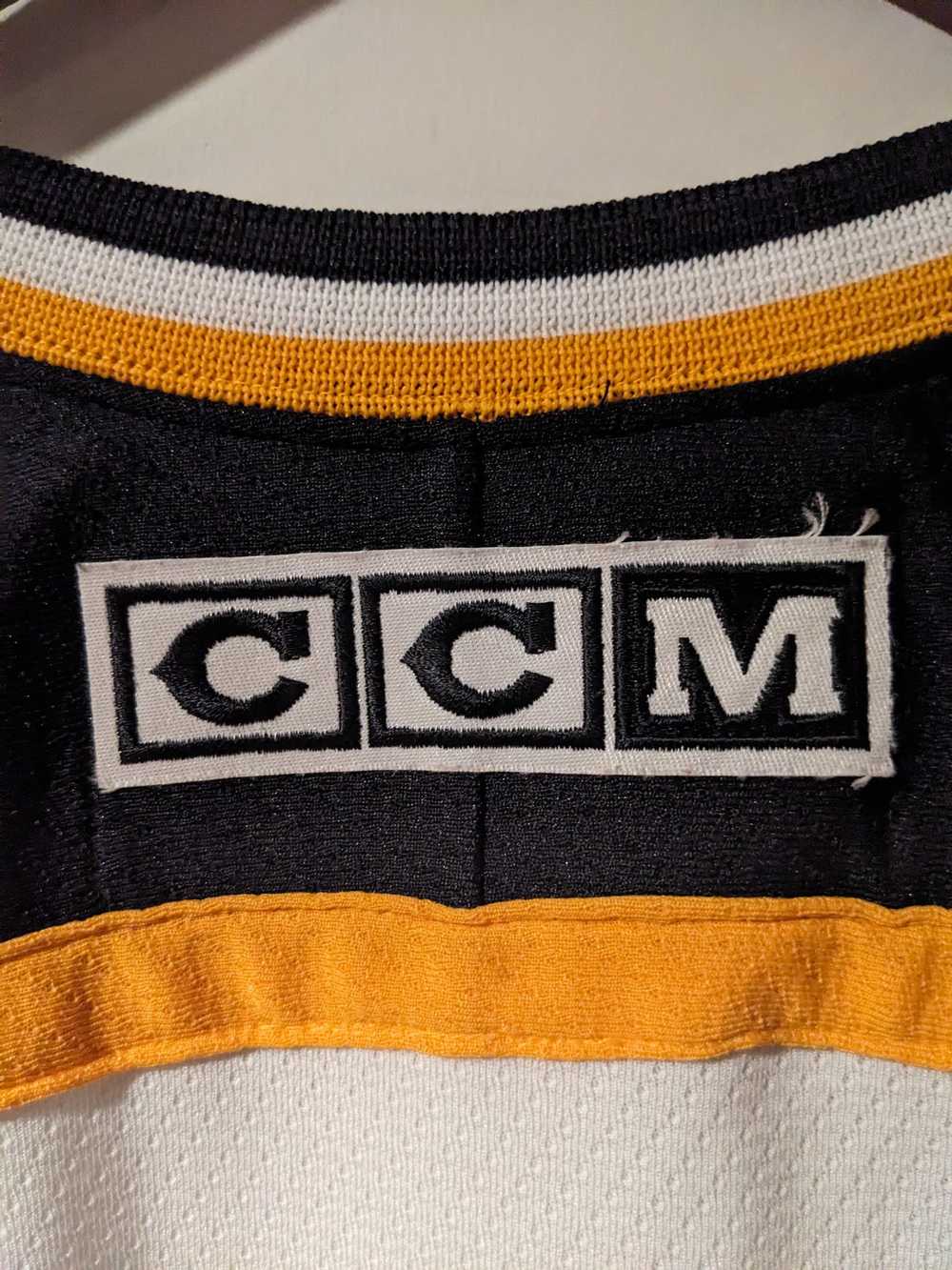 Ccm × Hockey Jersey × Vintage Vintage 90s Boston … - image 6