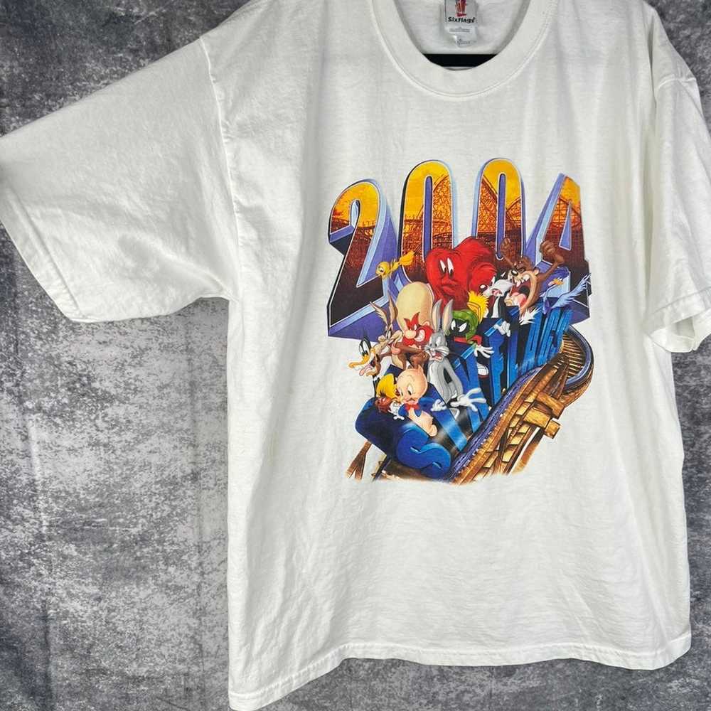 Looney tunes vintage 2004 six flags white short s… - image 5