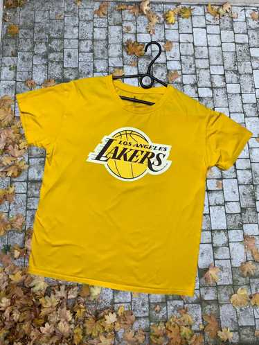 L.A. Lakers × Streetwear L A Lakers tee James 23 … - image 1