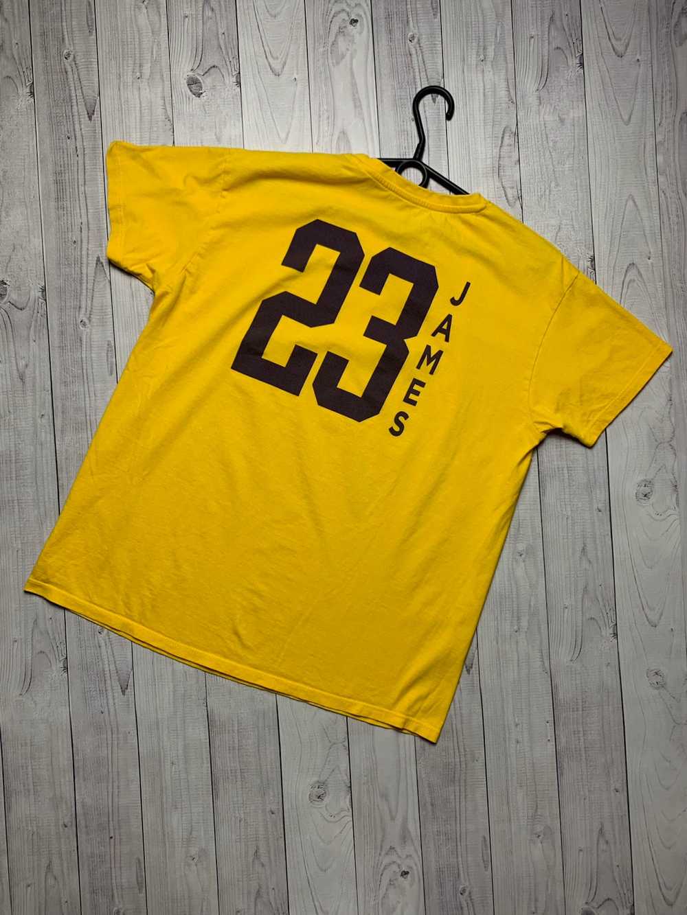 L.A. Lakers × Streetwear L A Lakers tee James 23 … - image 3