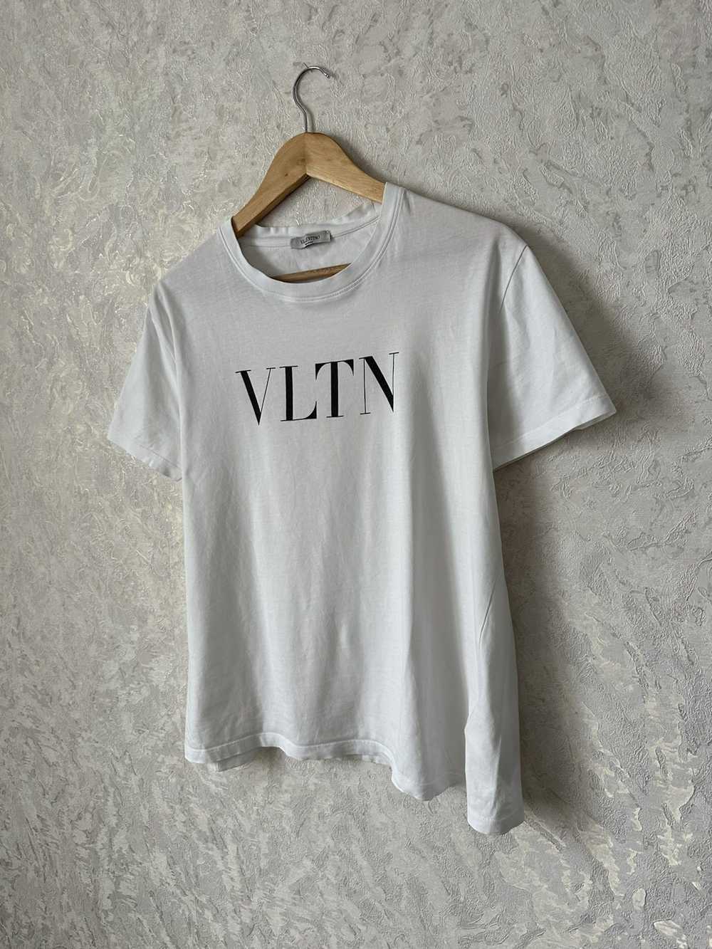 vltn tee