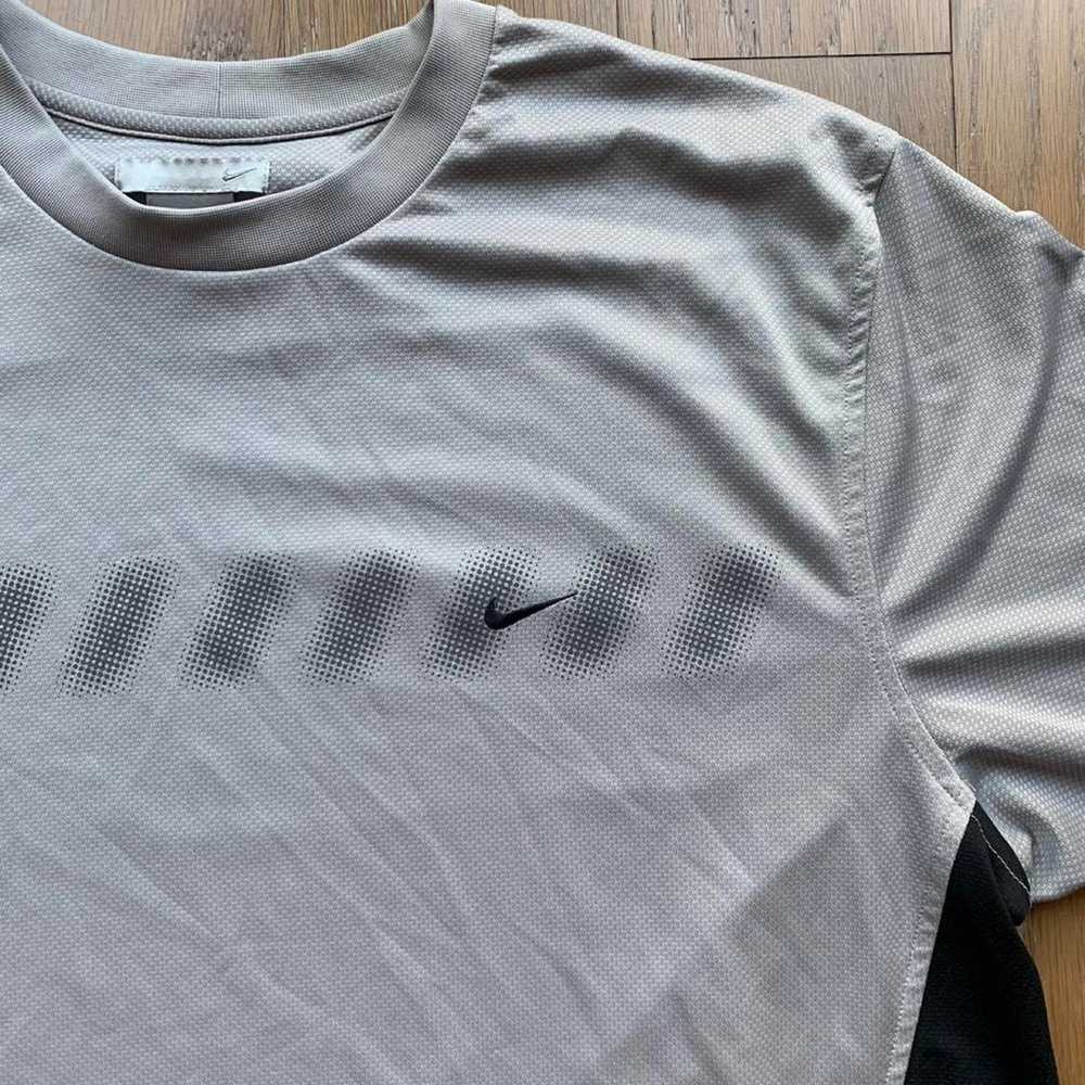 Vintage Nike tshirt - image 2