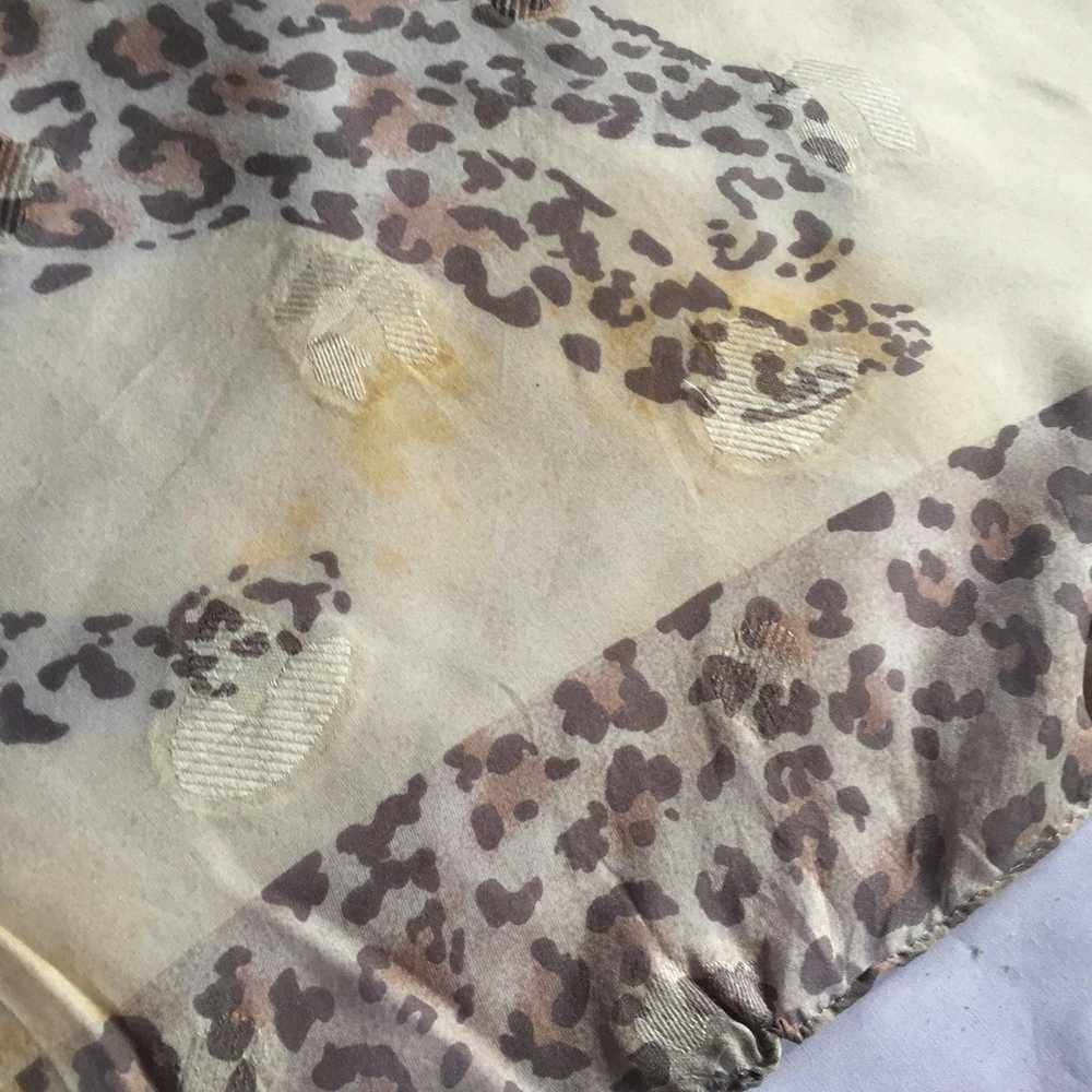 Krizia Uomo × Luxury × Vintage Leopard Silk Scarf - image 3