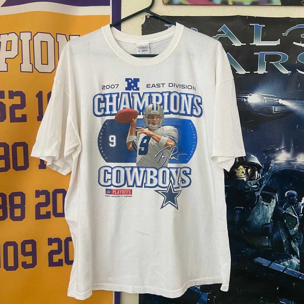 NFL Dallas Cowboys Tony Romo Football T-Shirt - image 1