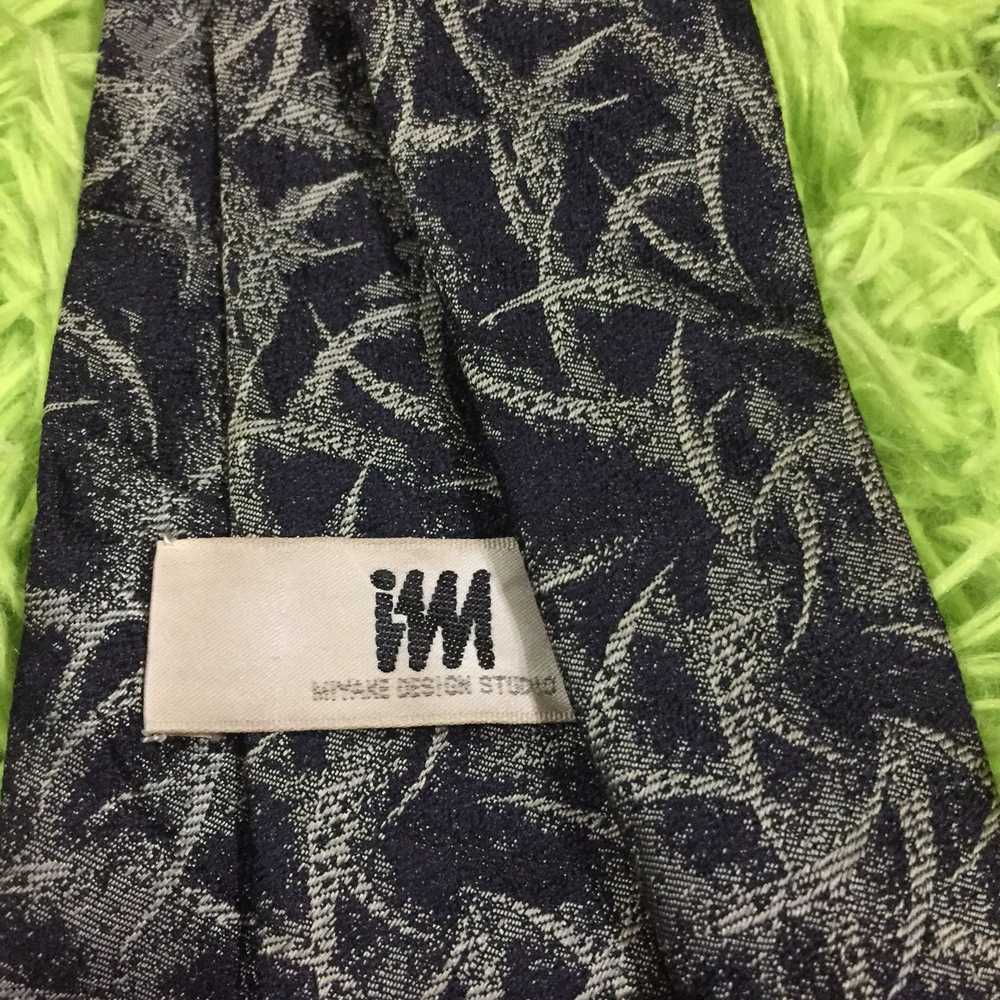 Issey Miyake selling bulk im 3 items - image 4