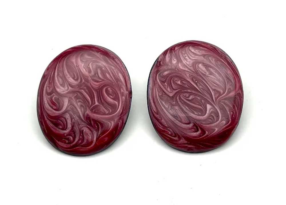 Oval Maroon Marbled Look Enameled Pierced Earrings - image 9