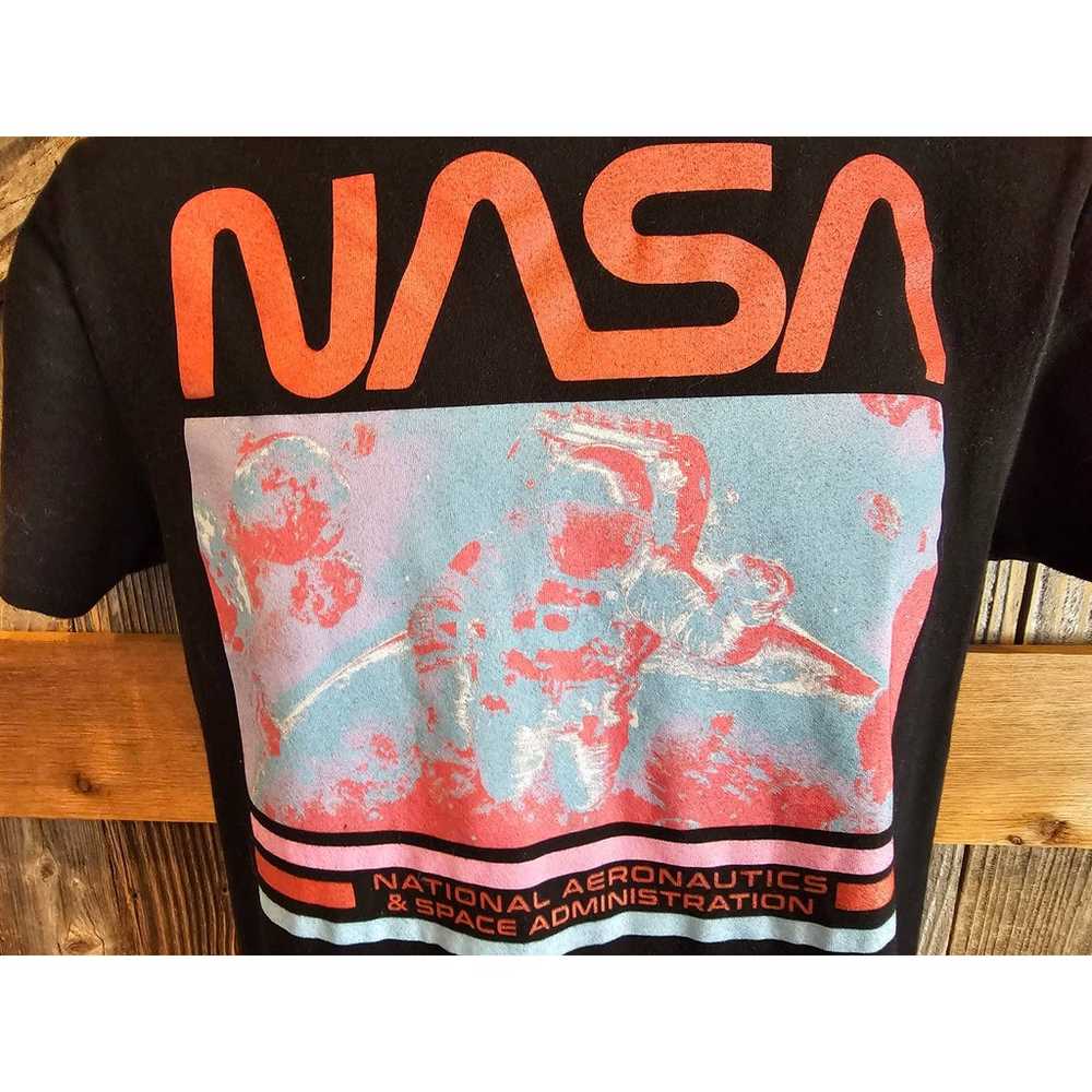 Nasa hyperspace t shirt space astronaut size smal… - image 2
