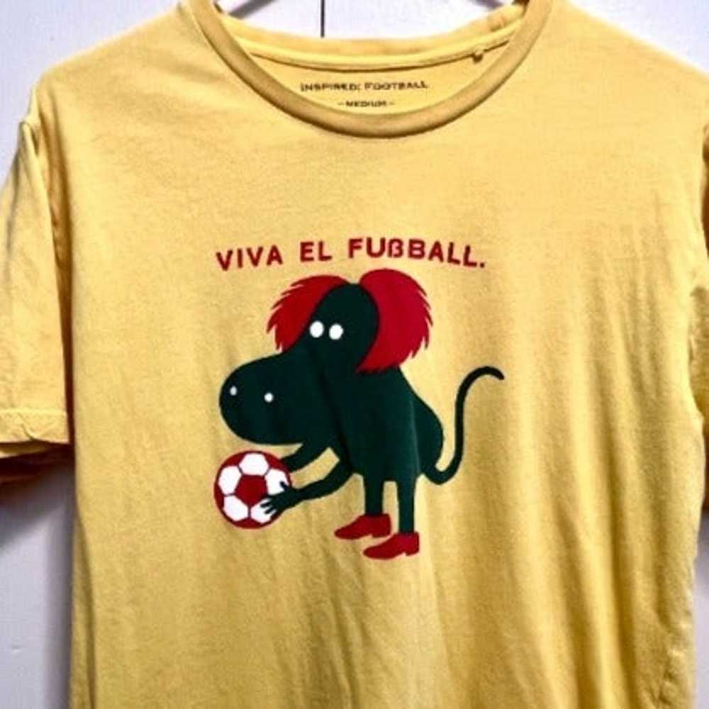 "Viva El Fußball" T-shirt by Uniqlo - image 1