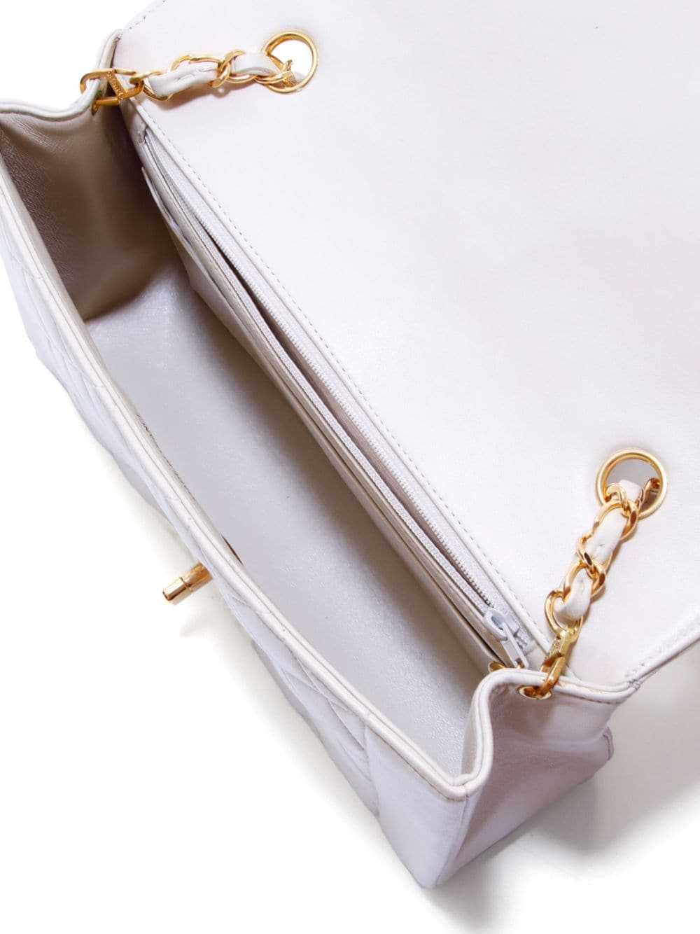 CHANEL Pre-Owned 1992 Diana shoulder bag - White - image 4