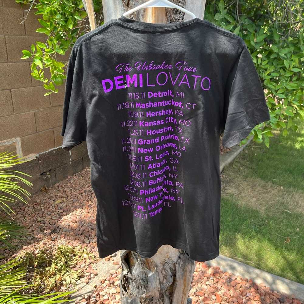2011 Demi Lovato Tour T-Shirt - image 5