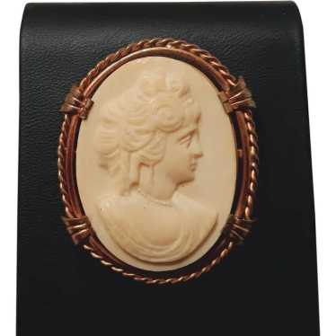 1940's Large 2" Oval Cameo Beautiful Lady Victori… - image 1