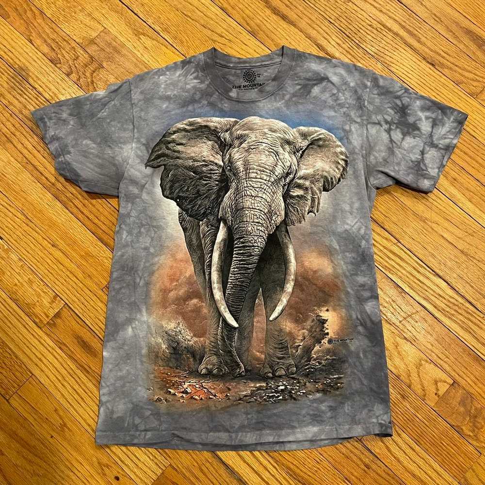 Graphic elephant tshirt - image 1