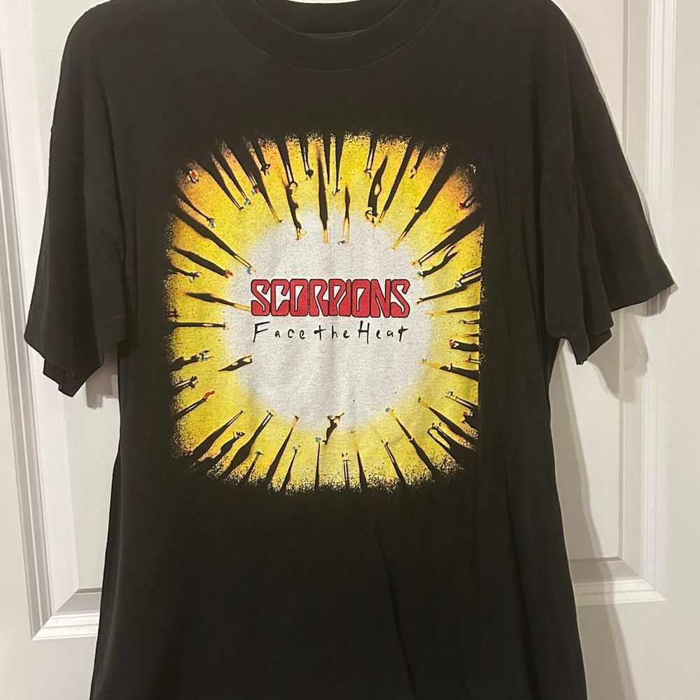 Vintage 90s scorpion tee shirt - image 1