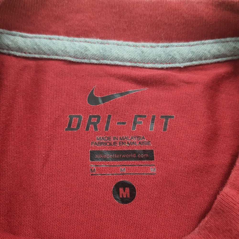 Nike Nike Small Swoosh Sportwear Tshirt - image 4