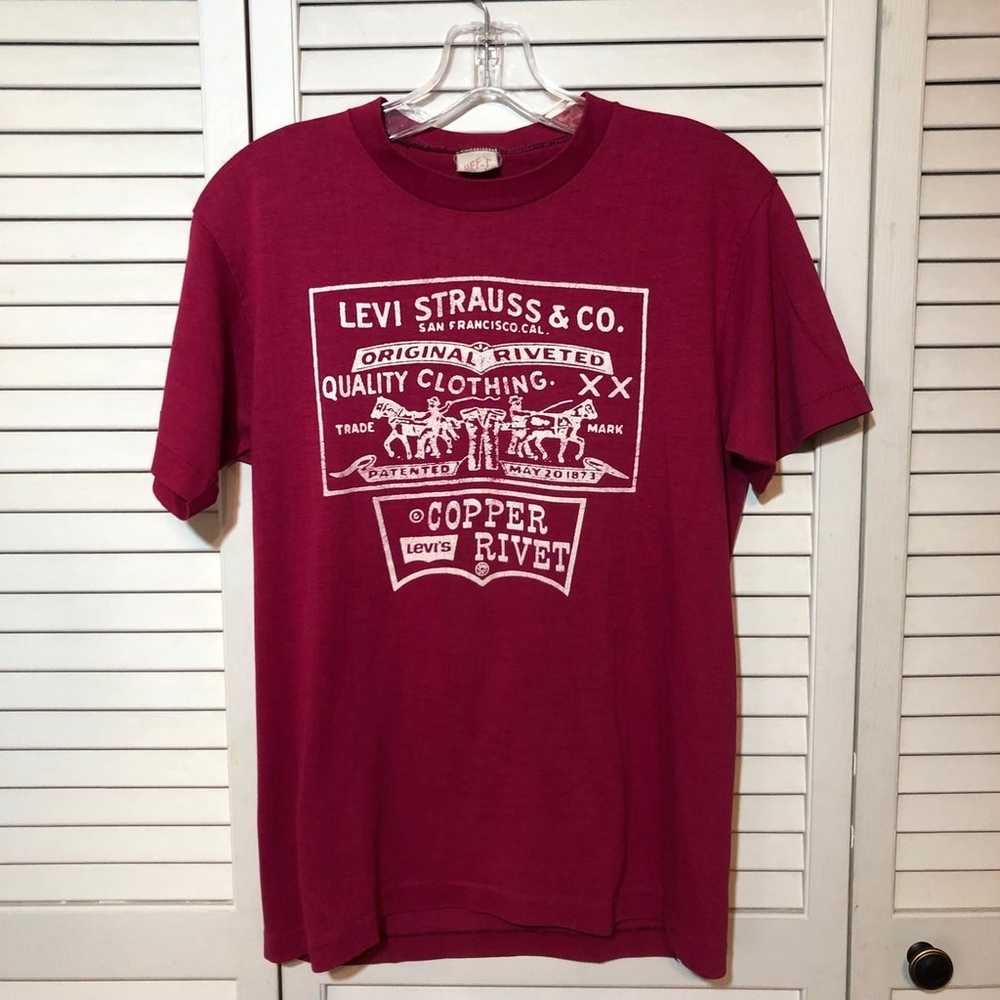 RARE Vintage Levi’s T-shirt — size M - image 1