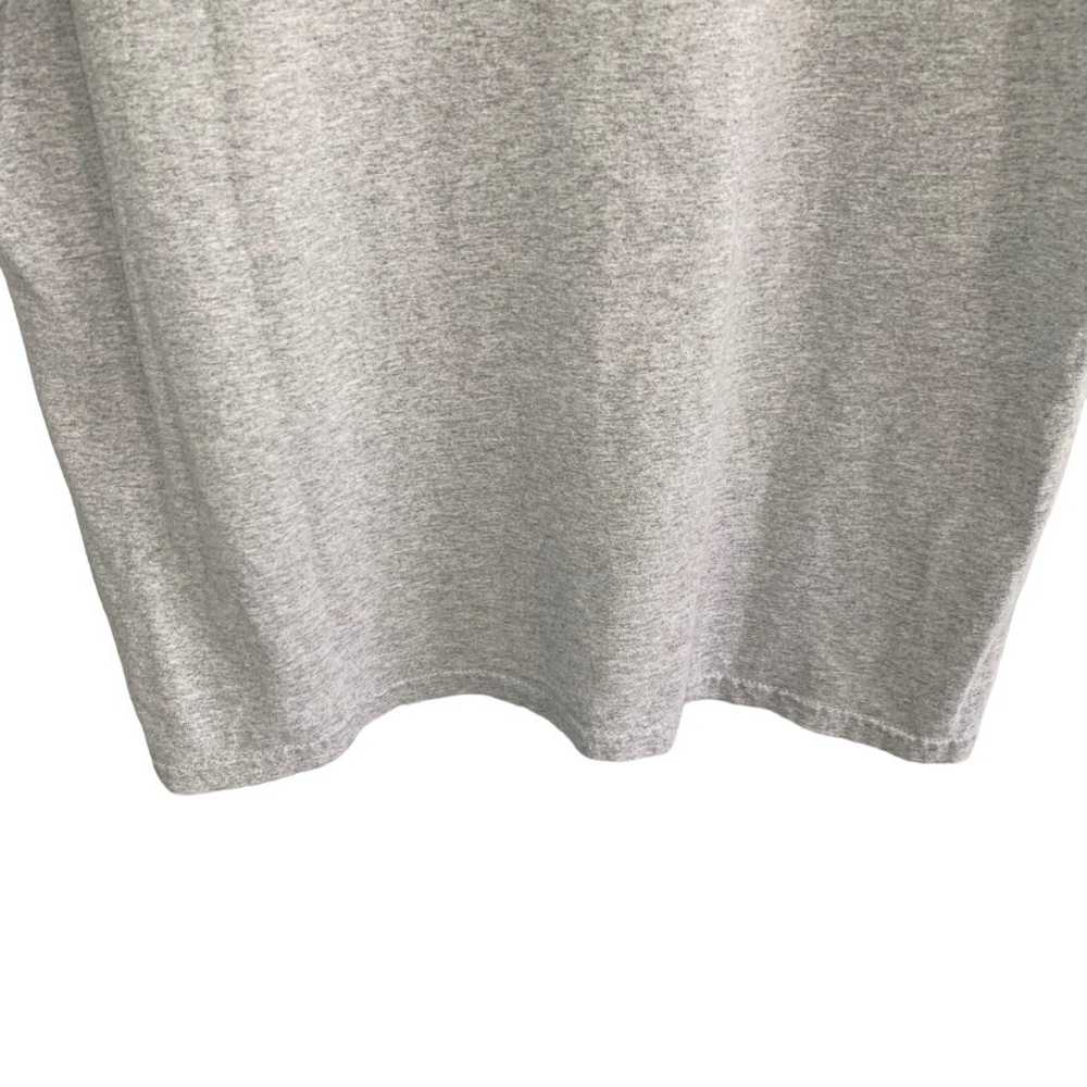 GILDAN Oregon Ducks Gray Short Sleeve T-Shirt Lar… - image 8